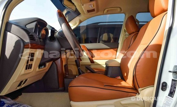 Acheter Import Voiture Toyota Prado Blanc à Import - Dubai, Artibonite Acheter Import Voiture Toyota Prado Blanc à Import - Dubai, Artibonite