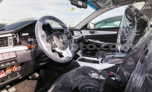 Acheter Import Voiture Kia Cadenza Autre à Import - Dubai, Artibonite Acheter Import Voiture Kia Cadenza Autre à Import - Dubai, Artibonite