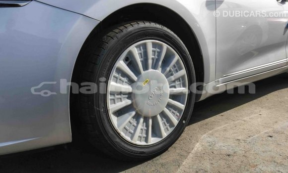 Acheter Import Voiture Kia Cadenza Autre à Import - Dubai, Artibonite Acheter Import Voiture Kia Cadenza Autre à Import - Dubai, Artibonite