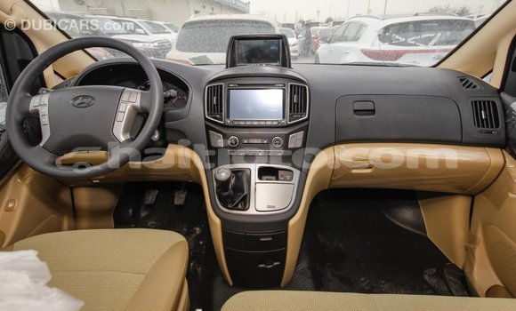 Acheter Import Voiture Hyundai Accent Blanc à Import - Dubai, Artibonite Acheter Import Voiture Hyundai Accent Blanc à Import - Dubai, Artibonite