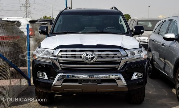 Acheter Import Voiture Toyota Land Cruiser Noir à Import - Dubai, Artibonite Acheter Import Voiture Toyota Land Cruiser Noir à Import - Dubai, Artibonite