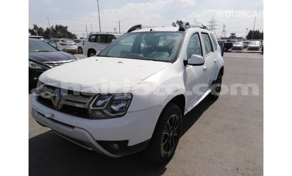 Acheter Import Voiture Renault Duster Blanc à Import - Dubai, Artibonite Acheter Import Voiture Renault Duster Blanc à Import - Dubai, Artibonite