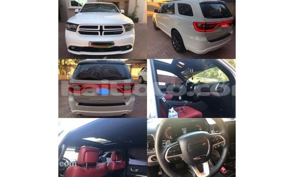 Acheter Import Voiture Dodge Durango Blanc à Import - Dubai, Artibonite