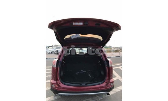 Acheter Import Utilitaire Toyota HiAce Rouge à Import - Dubai, Artibonite Acheter Import Utilitaire Toyota HiAce Rouge à Import - Dubai, Artibonite