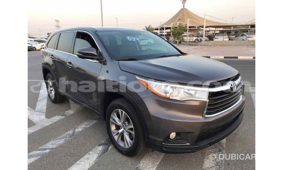 Acheter Import Voiture Toyota Highlander Autre à Import - Dubai, Artibonite Acheter Import Voiture Toyota Highlander Autre à Import - Dubai, Artibonite