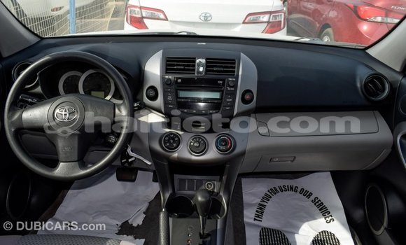 Acheter Import Utilitaire Toyota HiAce Autre à Import - Dubai, Artibonite Acheter Import Utilitaire Toyota HiAce Autre à Import - Dubai, Artibonite