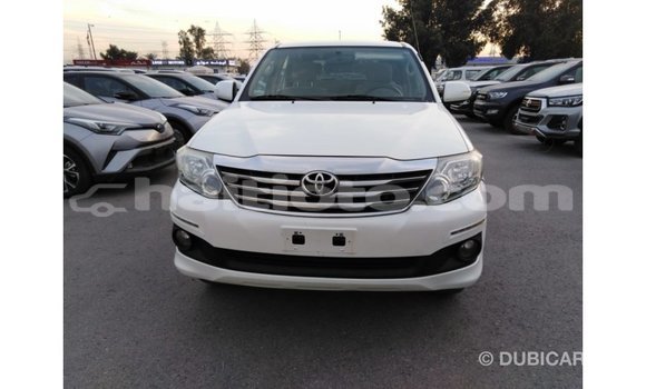 Acheter Import Voiture Toyota Fortuner Blanc à Import - Dubai, Artibonite Acheter Import Voiture Toyota Fortuner Blanc à Import - Dubai, Artibonite