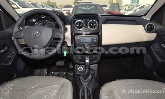 Acheter Import Voiture Renault Duster Blanc à Import - Dubai, Artibonite Acheter Import Voiture Renault Duster Blanc à Import - Dubai, Artibonite