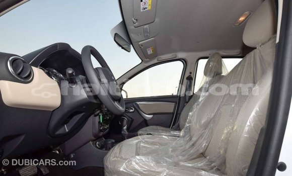 Acheter Import Voiture Renault Duster Blanc à Import - Dubai, Artibonite Acheter Import Voiture Renault Duster Blanc à Import - Dubai, Artibonite