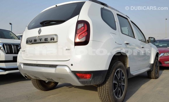 Acheter Import Voiture Renault Duster Blanc à Import - Dubai, Artibonite Acheter Import Voiture Renault Duster Blanc à Import - Dubai, Artibonite
