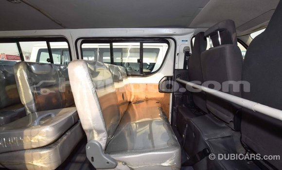 Acheter Import Voiture Toyota Hiace Blanc à Import - Dubai, Artibonite Acheter Import Voiture Toyota Hiace Blanc à Import - Dubai, Artibonite