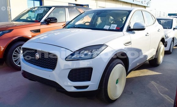 Acheter Import Voiture Jaguar E-Pace Blanc à Import - Dubai, Artibonite Acheter Import Voiture Jaguar E-Pace Blanc à Import - Dubai, Artibonite