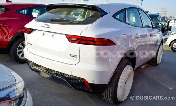 Acheter Import Voiture Jaguar E-Pace Blanc à Import - Dubai, Artibonite Acheter Import Voiture Jaguar E-Pace Blanc à Import - Dubai, Artibonite