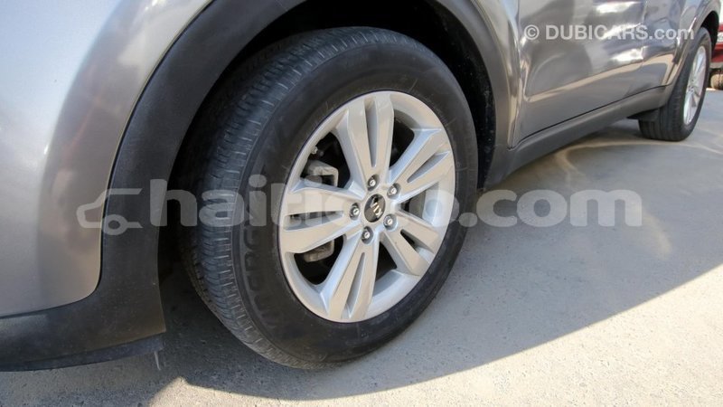 Big with watermark kia sportage artibonite import dubai 1322