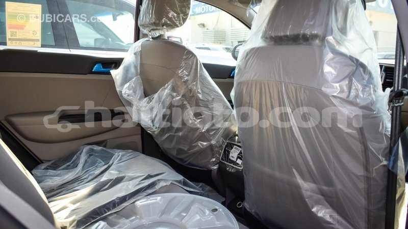 Big with watermark kia sportage artibonite import dubai 1323