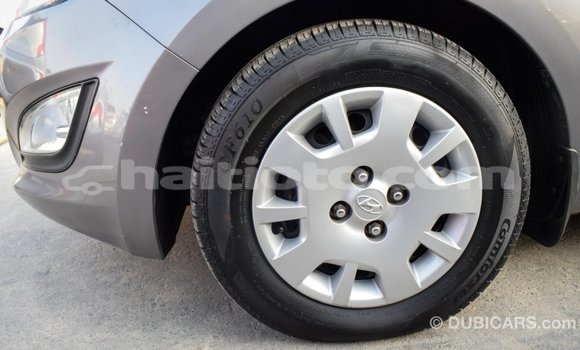 Acheter Import Voiture Hyundai i20 Autre à Import - Dubai, Artibonite Acheter Import Voiture Hyundai i20 Autre à Import - Dubai, Artibonite