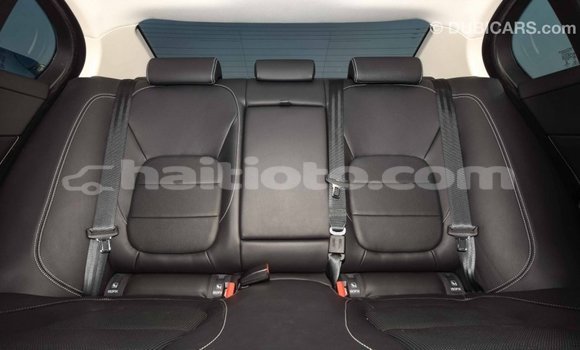 Acheter Import Voiture Jaguar XE Rouge à Import - Dubai, Artibonite Acheter Import Voiture Jaguar XE Rouge à Import - Dubai, Artibonite