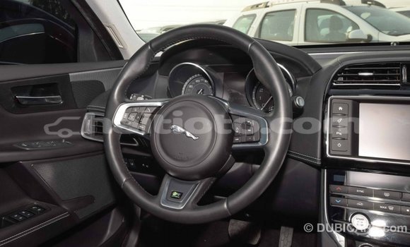 Acheter Import Voiture Jaguar XE Rouge à Import - Dubai, Artibonite Acheter Import Voiture Jaguar XE Rouge à Import - Dubai, Artibonite