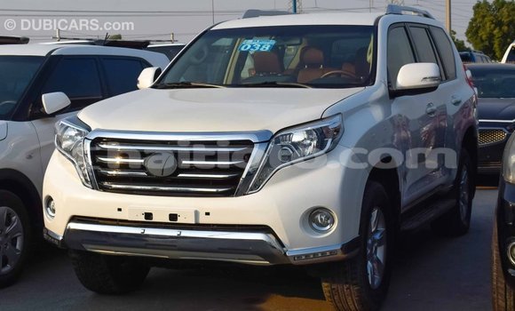 Acheter Import Voiture Toyota Prado Blanc à Import - Dubai, Artibonite Acheter Import Voiture Toyota Prado Blanc à Import - Dubai, Artibonite