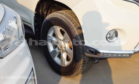 Acheter Import Voiture Toyota Prado Blanc à Import - Dubai, Artibonite Acheter Import Voiture Toyota Prado Blanc à Import - Dubai, Artibonite