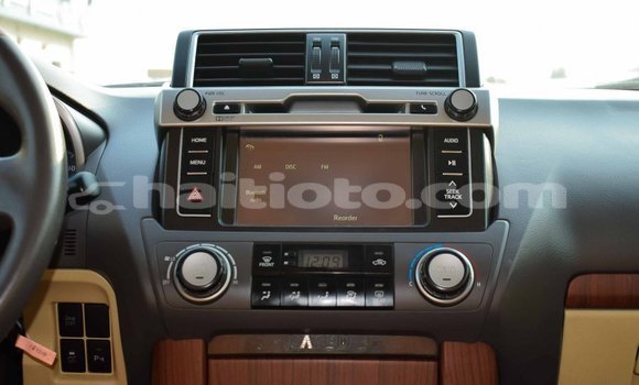Acheter Import Voiture Toyota Prado Blanc à Import - Dubai, Artibonite Acheter Import Voiture Toyota Prado Blanc à Import - Dubai, Artibonite