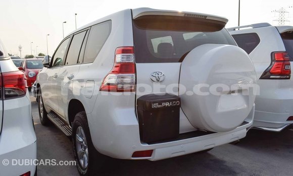 Acheter Import Voiture Toyota Prado Blanc à Import - Dubai, Artibonite Acheter Import Voiture Toyota Prado Blanc à Import - Dubai, Artibonite