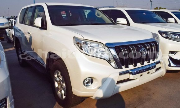 Acheter Import Voiture Toyota Prado Blanc à Import - Dubai, Artibonite Acheter Import Voiture Toyota Prado Blanc à Import - Dubai, Artibonite