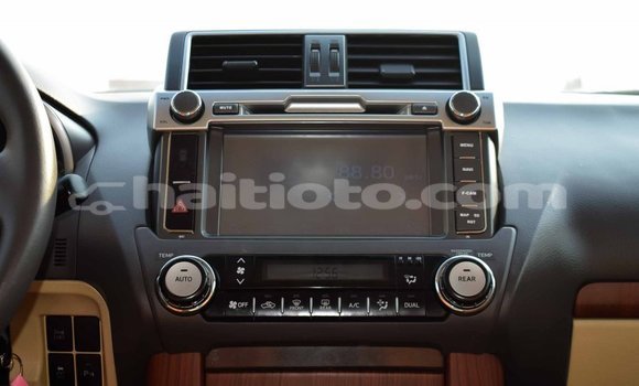 Acheter Import Voiture Toyota Prado Blanc à Import - Dubai, Artibonite Acheter Import Voiture Toyota Prado Blanc à Import - Dubai, Artibonite