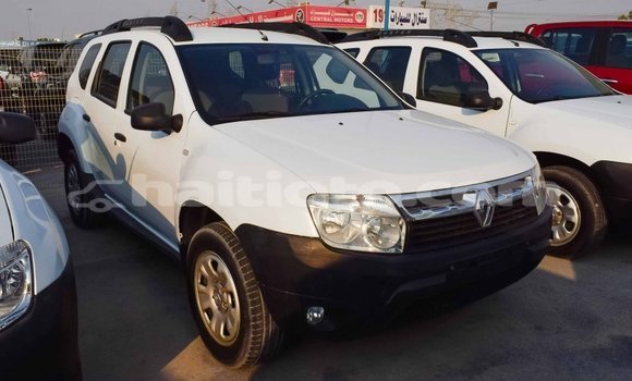 Acheter Import Voiture Renault Duster Blanc à Import - Dubai, Artibonite