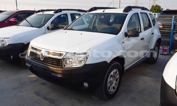 Acheter Import Voiture Renault Duster Blanc à Import - Dubai, Artibonite Acheter Import Voiture Renault Duster Blanc à Import - Dubai, Artibonite