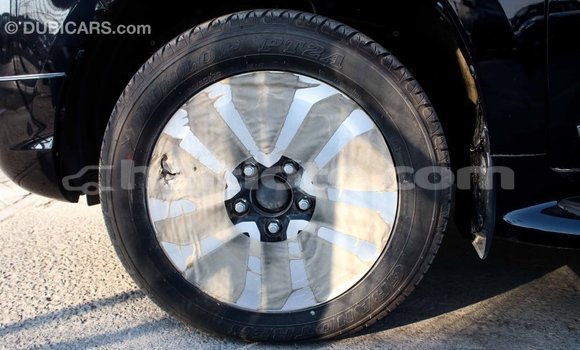 Acheter Import Voiture Toyota Land Cruiser Noir à Import - Dubai, Artibonite Acheter Import Voiture Toyota Land Cruiser Noir à Import - Dubai, Artibonite