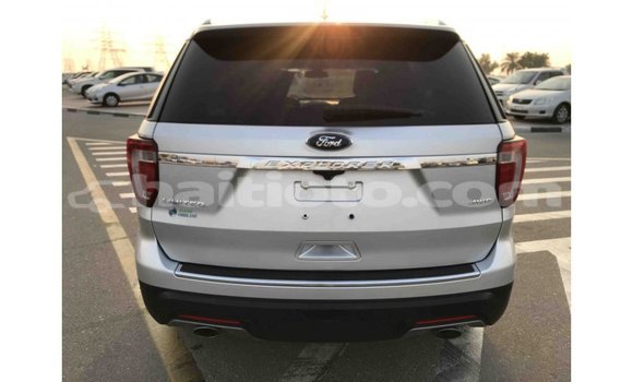 Acheter Import Voiture Ford Explorer Autre à Import - Dubai, Artibonite Acheter Import Voiture Ford Explorer Autre à Import - Dubai, Artibonite