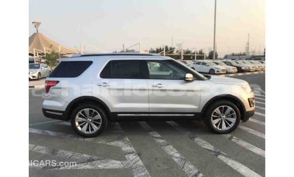 Acheter Import Voiture Ford Explorer Autre à Import - Dubai, Artibonite Acheter Import Voiture Ford Explorer Autre à Import - Dubai, Artibonite