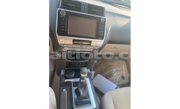 Acheter Import Voiture Toyota Prado Autre à Import - Dubai, Artibonite Acheter Import Voiture Toyota Prado Autre à Import - Dubai, Artibonite