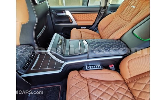 Acheter Import Voiture Toyota Land Cruiser Noir à Import - Dubai, Artibonite Acheter Import Voiture Toyota Land Cruiser Noir à Import - Dubai, Artibonite