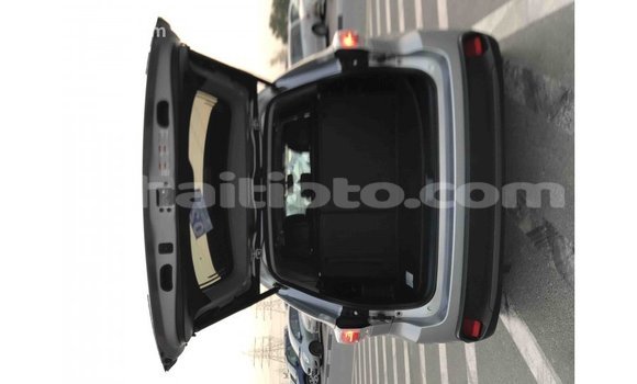 Acheter Import Voiture Toyota Highlander Autre à Import - Dubai, Artibonite Acheter Import Voiture Toyota Highlander Autre à Import - Dubai, Artibonite