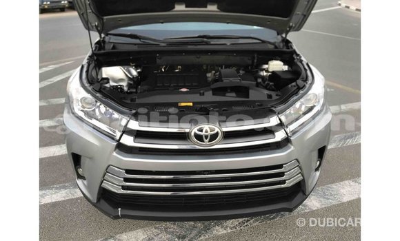 Acheter Import Voiture Toyota Highlander Autre à Import - Dubai, Artibonite Acheter Import Voiture Toyota Highlander Autre à Import - Dubai, Artibonite