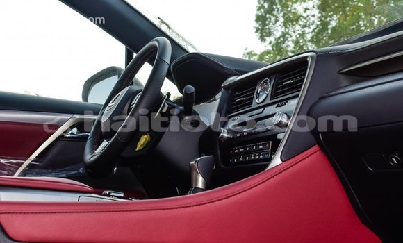 Acheter Import Voiture Lexus RX 300 Blanc à Import - Dubai, Artibonite Acheter Import Voiture Lexus RX 300 Blanc à Import - Dubai, Artibonite