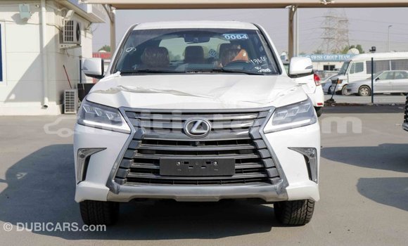 Acheter Import Voiture Lexus LX Blanc à Import - Dubai, Artibonite Acheter Import Voiture Lexus LX Blanc à Import - Dubai, Artibonite