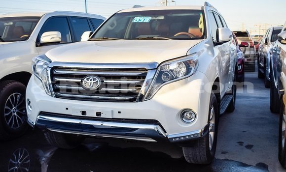 Acheter Import Voiture Toyota Prado Blanc à Import - Dubai, Artibonite Acheter Import Voiture Toyota Prado Blanc à Import - Dubai, Artibonite