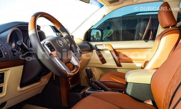 Acheter Import Voiture Toyota Prado Blanc à Import - Dubai, Artibonite Acheter Import Voiture Toyota Prado Blanc à Import - Dubai, Artibonite