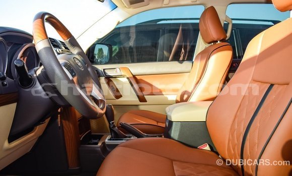 Acheter Import Voiture Toyota Prado Blanc à Import - Dubai, Artibonite Acheter Import Voiture Toyota Prado Blanc à Import - Dubai, Artibonite