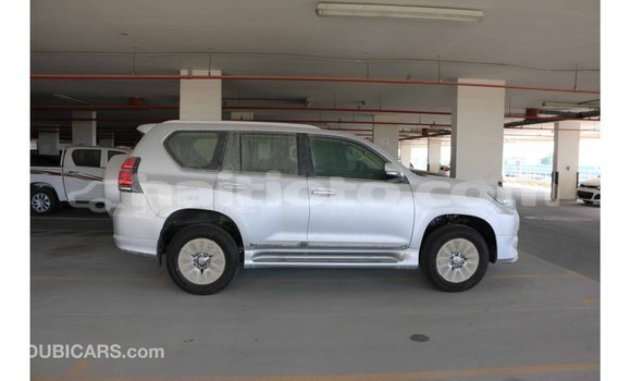 Acheter Import Voiture Toyota Prado Autre à Import - Dubai, Artibonite Acheter Import Voiture Toyota Prado Autre à Import - Dubai, Artibonite