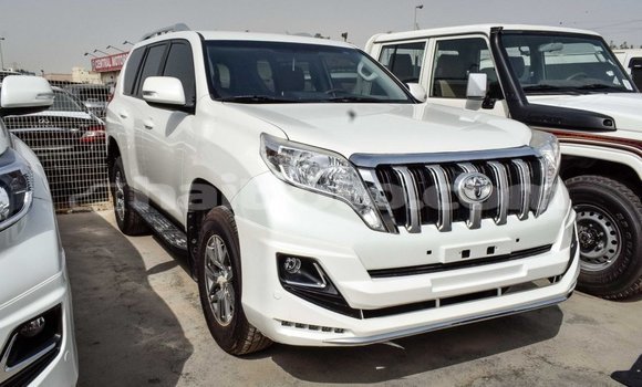 Acheter Import Voiture Toyota Prado Blanc à Import - Dubai, Artibonite Acheter Import Voiture Toyota Prado Blanc à Import - Dubai, Artibonite