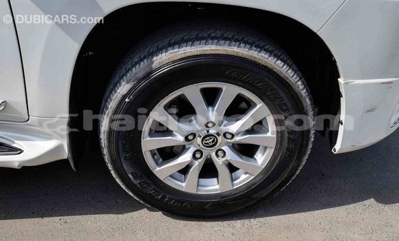 Acheter Import Voiture Toyota Land Cruiser Blanc à Import - Dubai, Artibonite Acheter Import Voiture Toyota Land Cruiser Blanc à Import - Dubai, Artibonite