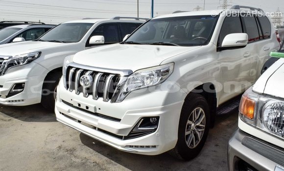 Acheter Import Voiture Toyota Prado Blanc à Import - Dubai, Artibonite Acheter Import Voiture Toyota Prado Blanc à Import - Dubai, Artibonite