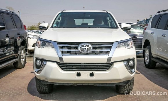 Acheter Import Voiture Toyota Fortuner Blanc à Import - Dubai, Artibonite Acheter Import Voiture Toyota Fortuner Blanc à Import - Dubai, Artibonite