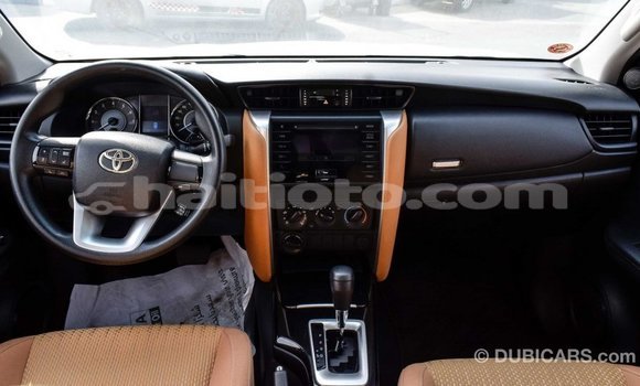 Acheter Import Voiture Toyota Fortuner Blanc à Import - Dubai, Artibonite Acheter Import Voiture Toyota Fortuner Blanc à Import - Dubai, Artibonite