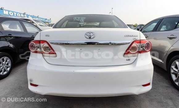 Acheter Import Voiture Toyota Corolla Blanc à Import - Dubai, Artibonite Acheter Import Voiture Toyota Corolla Blanc à Import - Dubai, Artibonite