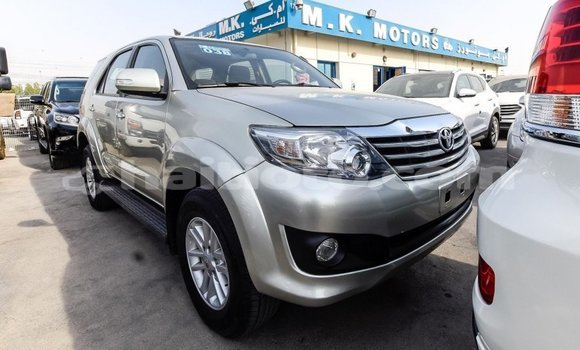 Acheter Import Voiture Toyota Fortuner Autre à Import - Dubai, Artibonite Acheter Import Voiture Toyota Fortuner Autre à Import - Dubai, Artibonite